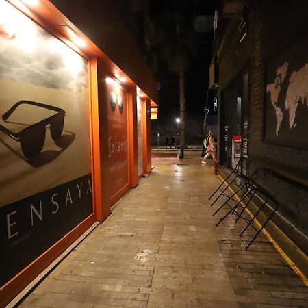 Gagarin Pub & Hotel Antalya Exterior foto